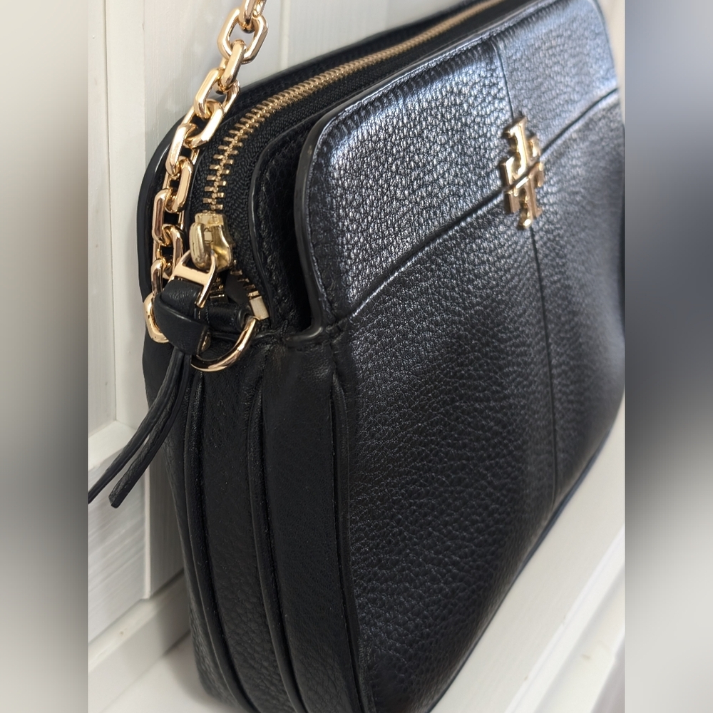 TORY BURCH - Ivy Crossbody, Black Pebbled Leather, Gold Chain, EUC. - Picture 5 of 14